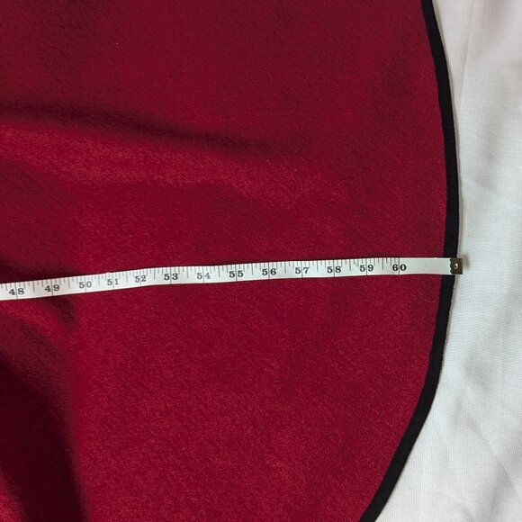 Gorgeous red wool circle cape one size EUC - Picture 5 of 6
